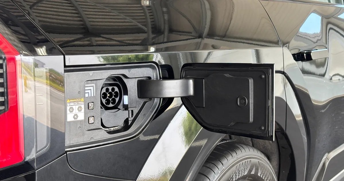 EV9 GT Line - Image 23