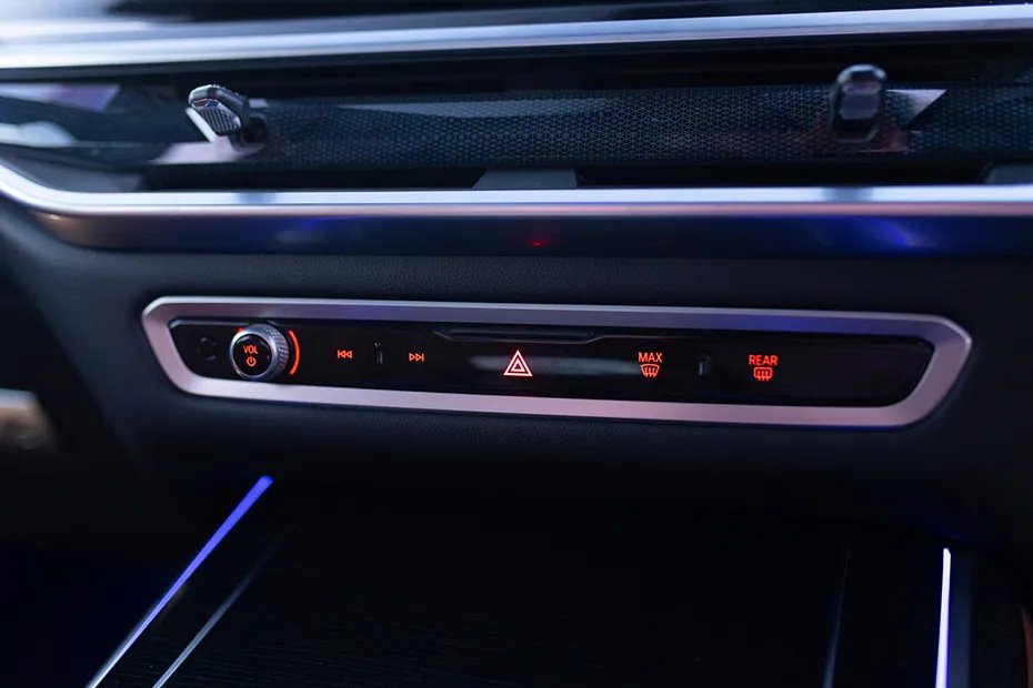 X7 xDrive40d M Sport - Image 35