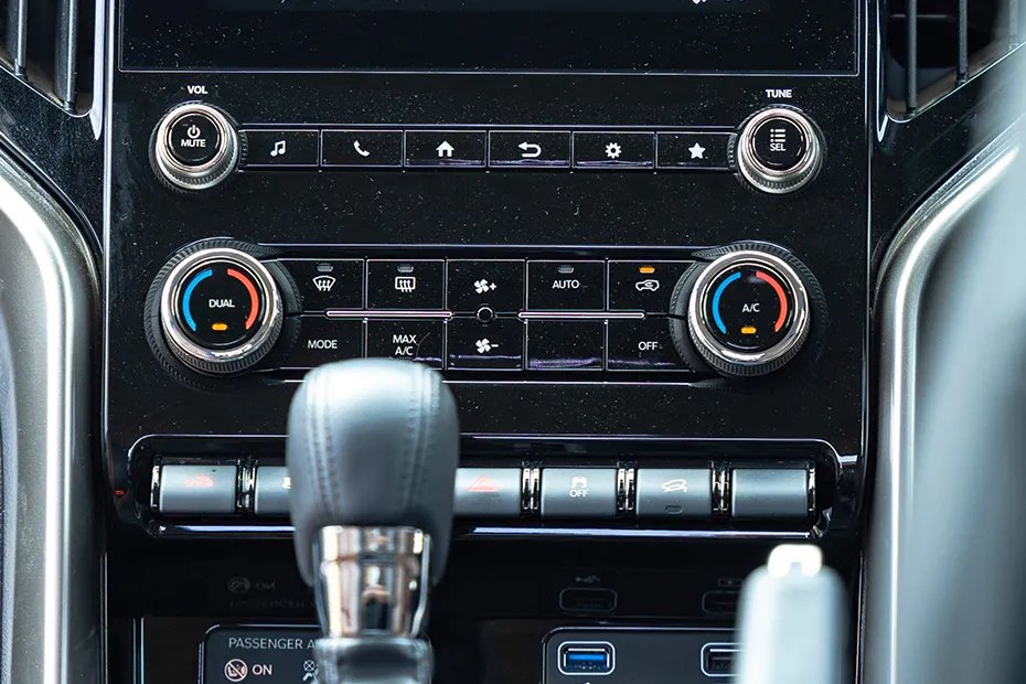 Scorpio N Z8 Select Diesel AT