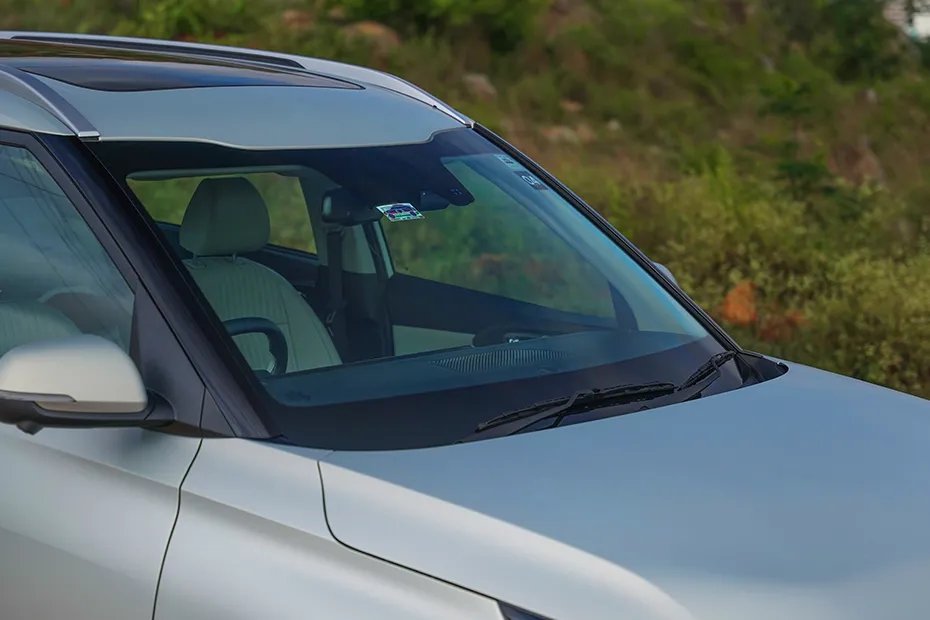 Kia Carens Clavis EV X-Line ER 6Str - Image 20