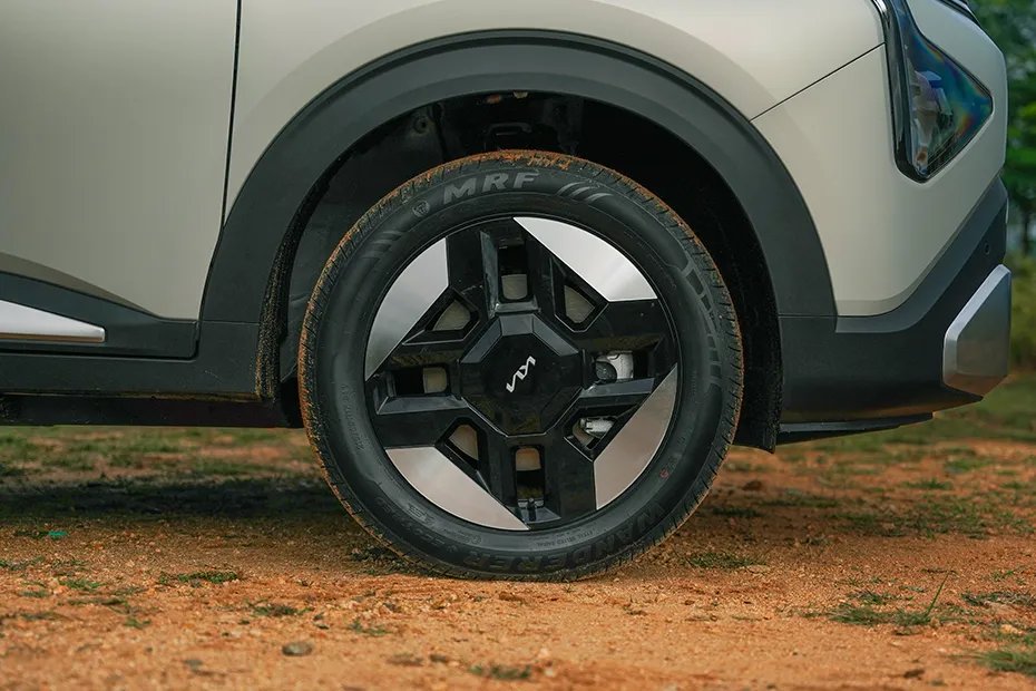 Kia Carens Clavis EV X-Line ER 6Str - Image 22