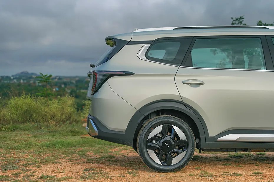 Kia Carens Clavis EV X-Line ER 6Str - Image 27