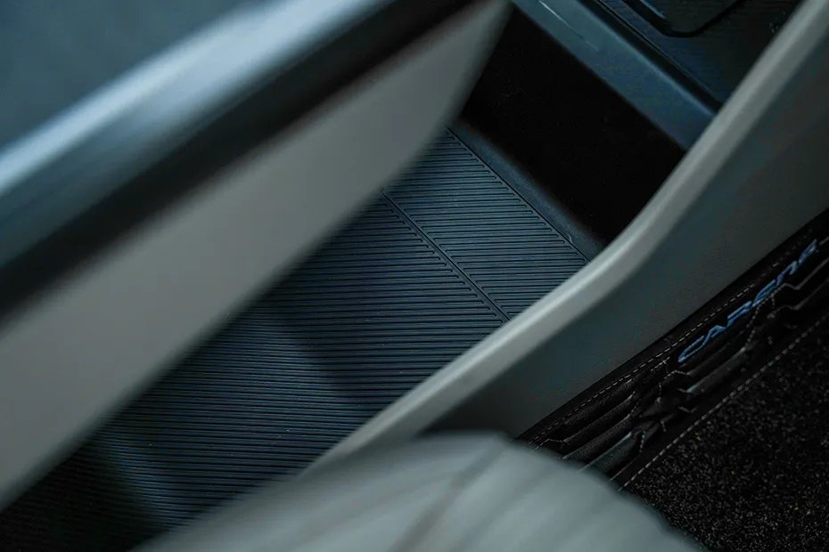 Kia Carens Clavis EV X-Line ER 6Str - Image 61