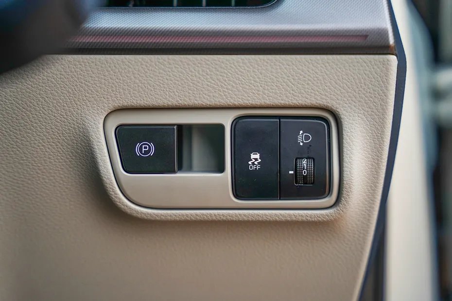 Kia Carens Clavis EV X-Line ER 6Str - Image 77